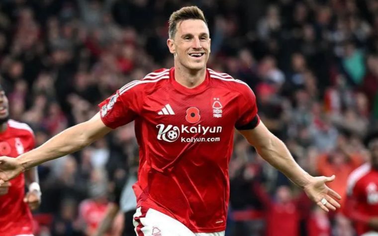 Chris Wood celebrating a goal for Nottingham Forest.